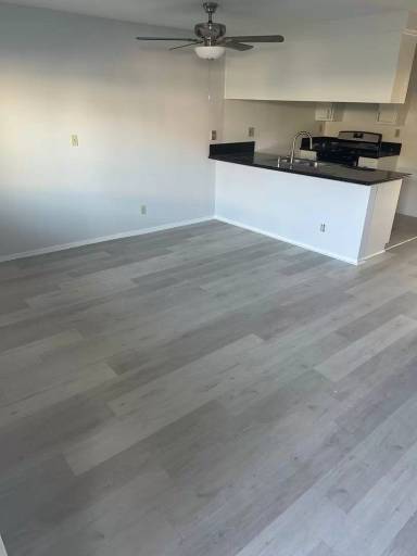 Main picture of 8747 Reading Ave