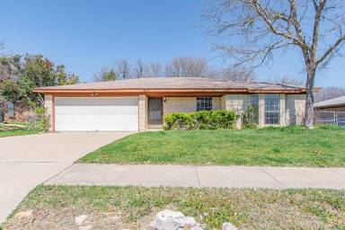 Main picture of 1609 Hughes Ave