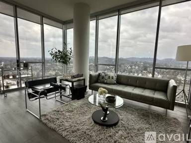 Main picture of 4000 Hillsboro Pike
