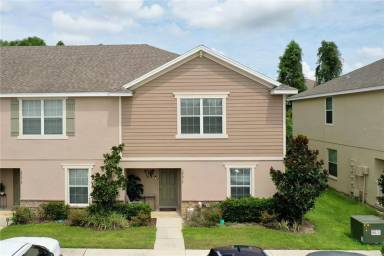 Main picture of 27517 Desert Willow Way