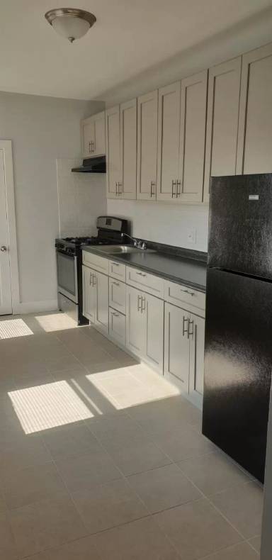 Main picture of 4722 Longshore Avenue - 2