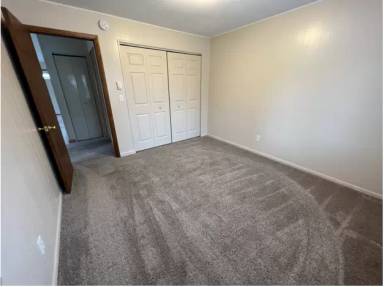 Main picture of 802 N Cooley St