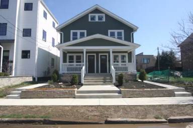 Main picture of 1030 N 6th St