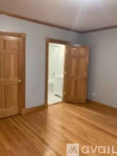Main picture of 7303 N Wolcott Ave