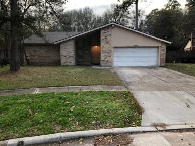 Main picture of 20103 Fox Glen Ln