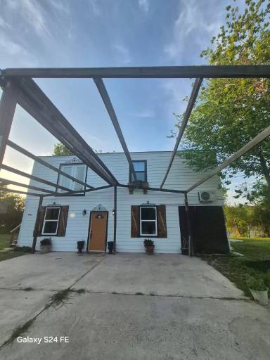 Main picture of 2503 River Crest Dr