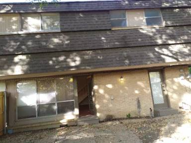 Main picture of 7618 Village Trail Dr