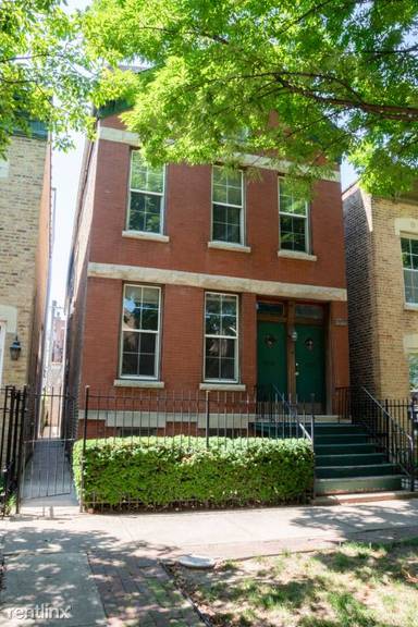 Main picture of 2336 N Wayne Ave