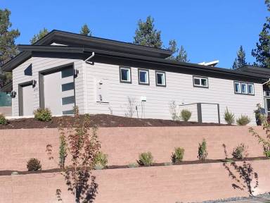 Main picture of 60963 SE Sweet Pea Dr