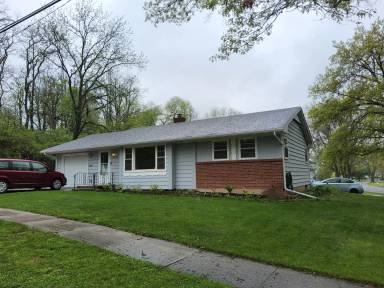 Main picture of 3005 Oak Grove Ln