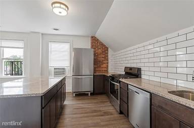 Main picture of 125 Washington Ave