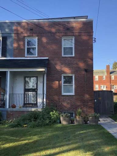 Main picture of 5042 12th St NE