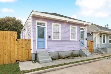 Main picture of 2318 Saint Andrew St