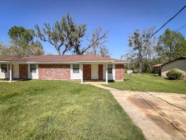 Main picture of 1400 Fuller Rd