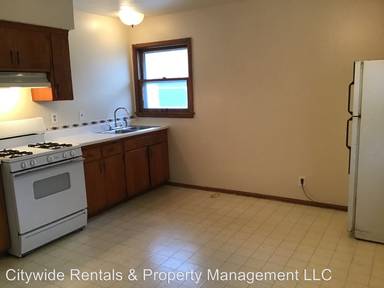 Main picture of 5663 N 64th St