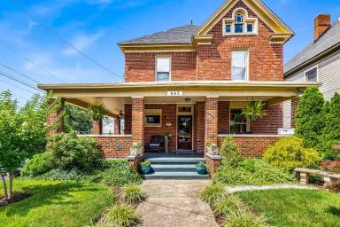 Main picture of 445 Elm Ave SW