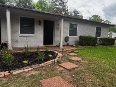 Main picture of 4702 Pinson Dr