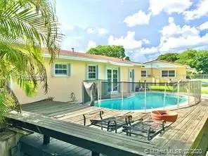Main picture of 5725 SW 107th Pl