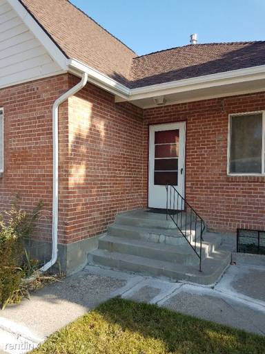 Main picture of 110 N 10th St
