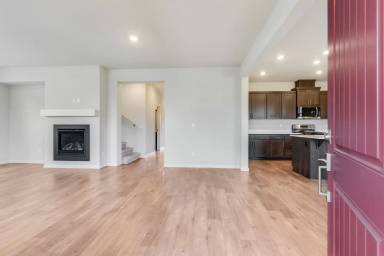 Main picture of 31404 NW Yorkshire St