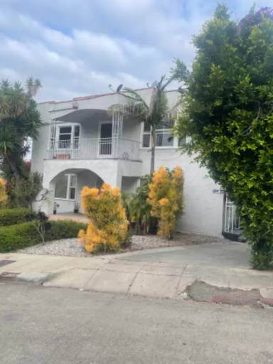 Main picture of 2347 Lucerne Ave