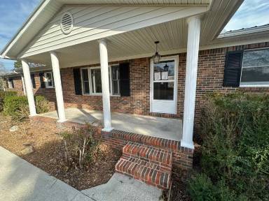 Main picture of 104 Gaul St