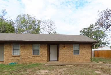 Main picture of 3376 Glenda Ave