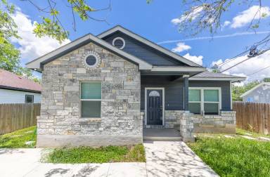 Main picture of 479 Corliss