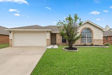 Main picture of 309 Leo Ln