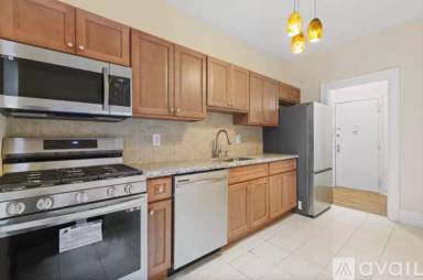 Main picture of Kensington Ave