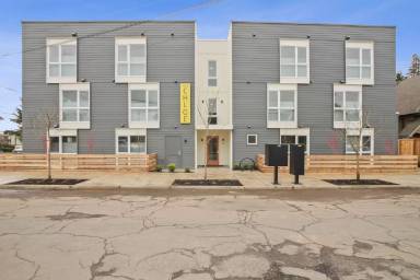 Main picture of 16 N Blandena St