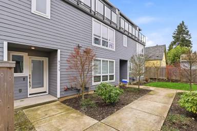 Main picture of 8527 N Saint Louis Ave