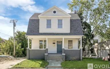 Main picture of 8035 John R St