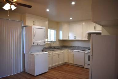 Main picture of 500 Rocky Hill Rd