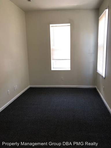 Main picture of 1249 W Allegheny Ave
