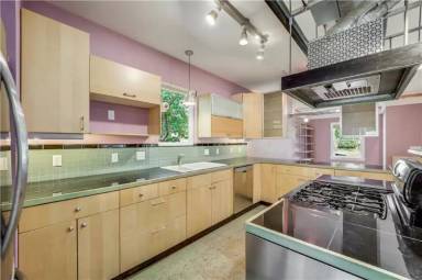 Main picture of 4718 Depew Ave