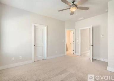 Main picture of 3779 Oxford Cir