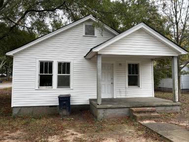 Main picture of 1202 Pleasant Ave