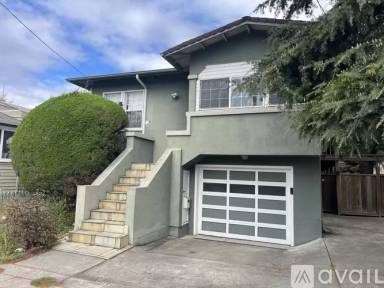 Main picture of 719 Stannage Ave