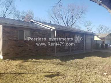 Main picture of 2704 N 14th Pl