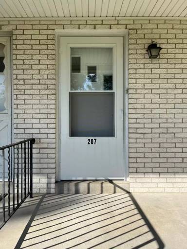 Main picture of 207 S Beech St