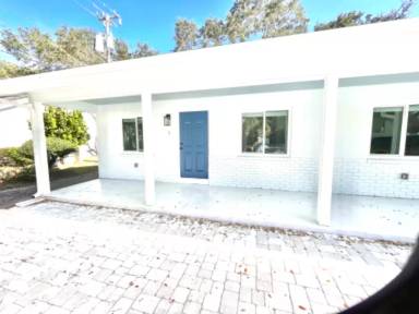 Main picture of 615 Azalea Ln