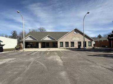 Main picture of 835 Michigan Ave