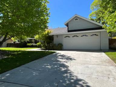 Main picture of 1601 Shoshone Dr