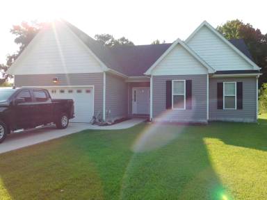 Main picture of 1525 Millpond Rd