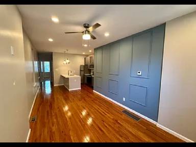 Main picture of 4414 Swan Ave