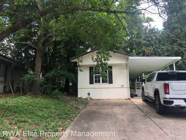 Main picture of 27 Skyline Dr