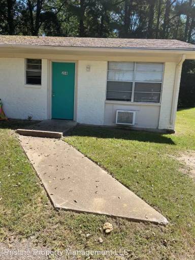 Main picture of 208 Bernice St