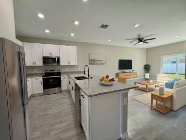 Main picture of 803 Squirrel Ct