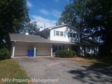 Main picture of 1100 Chestnut Dr